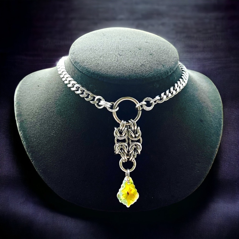 Handmade maille necklace iridescent yellow austrian crystal celtic goth boho - Picture 4 of 13